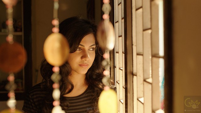 Kadhalum Kadanthu Pogum, Kadhalum Kadanthu Pogum heroine, Madonna Sebastian