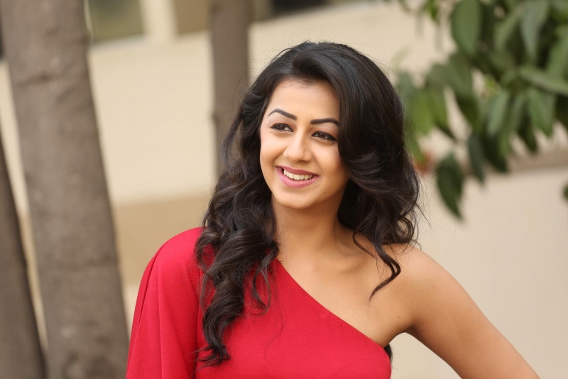 Actress Nikki Galrani KO 2 Heroine Photos, Images 