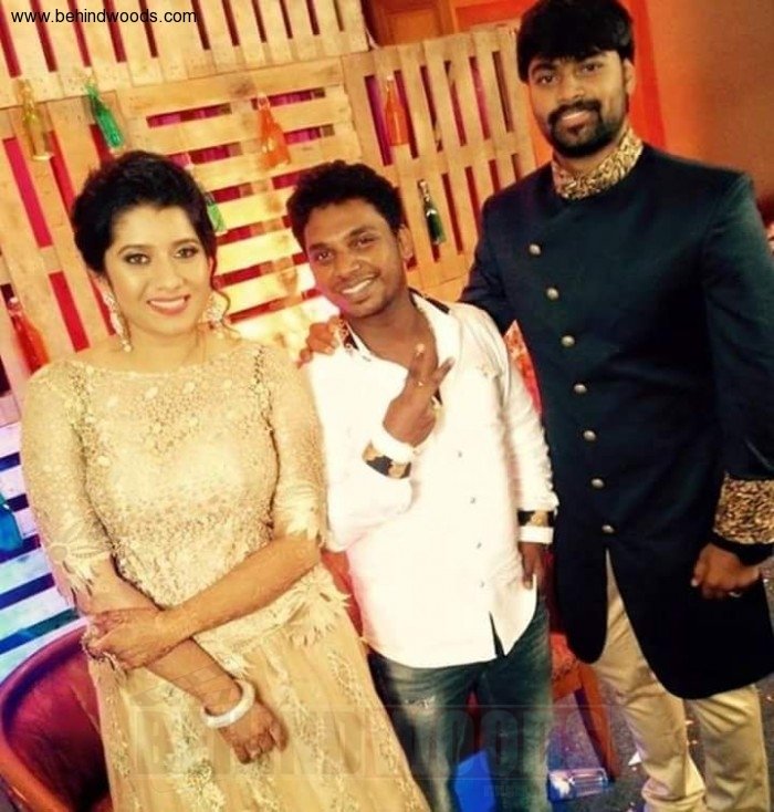 Priyanka Deshpande Marriage, Anchor Priyanka Marriage Photos, Priyanka Praveen Wedding, Priyanka marriage images, Super Singer Anchor Priyanka, Priyanka